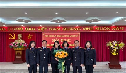 Viện KSND quận Long Biên và Hoàn Kiếm tổ chức Hội nghị cán bộ công...